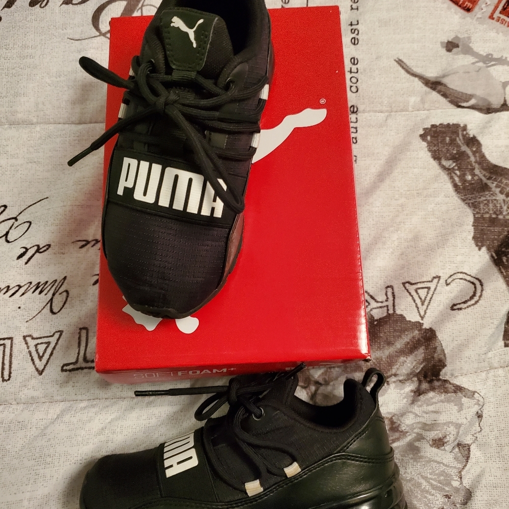Children's size 12 pumas